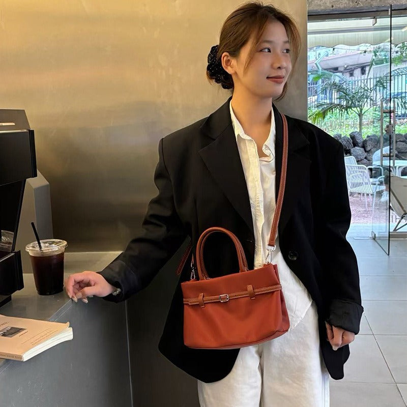新款小个子显高斜挎包马卡龙色系个性手提包日常职场女性托特包
